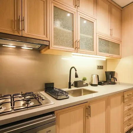 Modern 3br Location In Kadikoy Lägenhet *