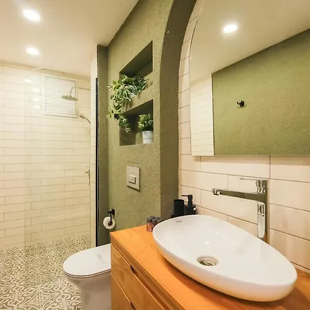 Lägenhet Modern 3br Location In Kadikoy Istanbul