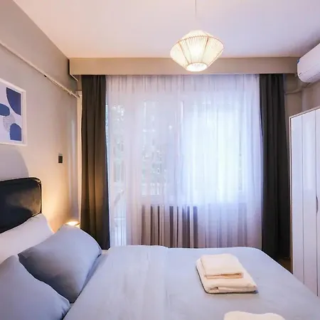Modern 3br Location In Kadikoy Lägenhet