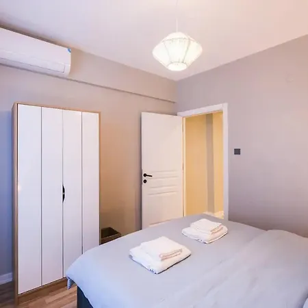 Apartment Modern 3br Location In Kadikoy Istanbul